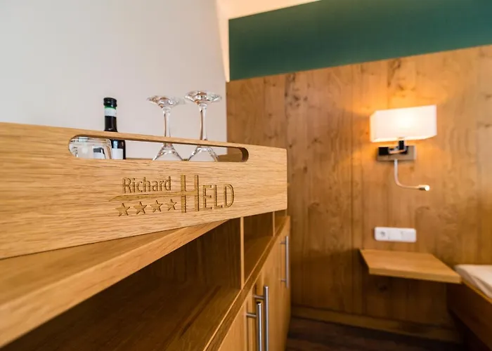 & Richard Held Hotel 4*