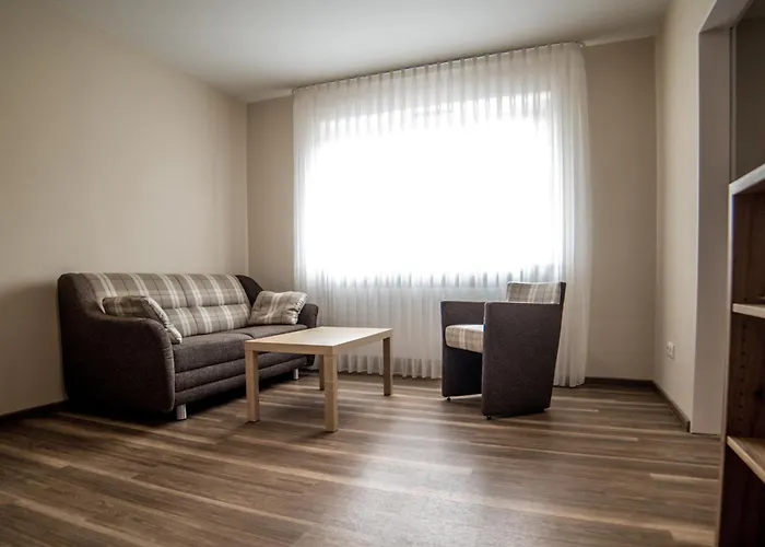 & Richard Held Hotel