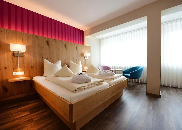 Hotel & Richard Held 4*