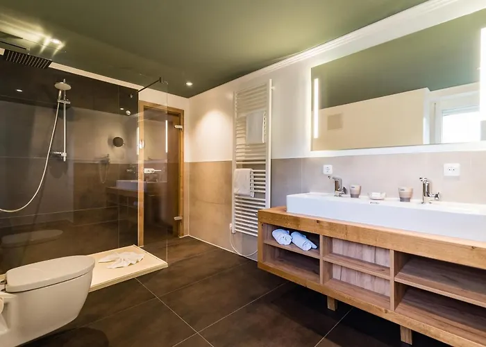 & Richard Held Hotel 4*