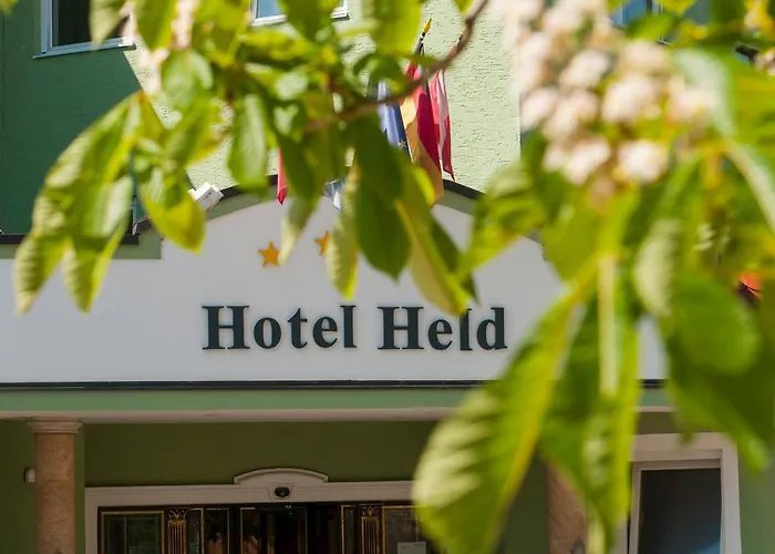 & Richard Held Hotel 4*