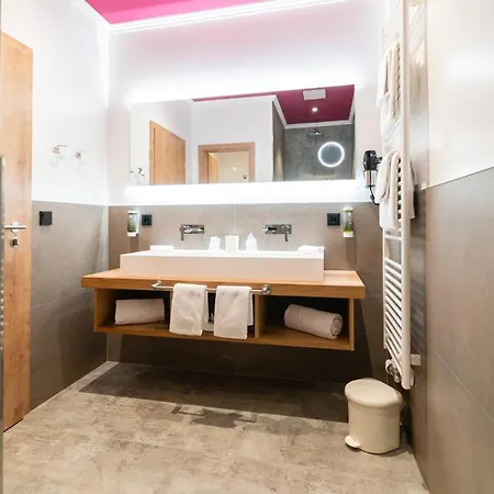 ホテル ＆ ガストホフ リチャード ヘルド 4*