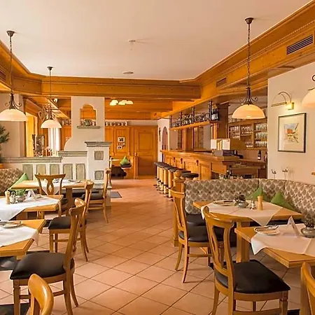 & Richard Held Hotel Regensburg